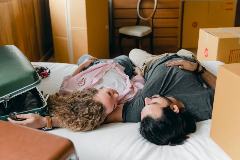Coming Home to Real Life: How Illinois Couples Can Survive the Post-Honeymoon Emotional Drop